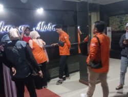 KPU Makassar Mengunjungi THM dan Mengajak Pekerja Malam Untuk Meningkatkan Partisipasi Pemilih serta Memastikan Hak Pilih Mereka Tercapai