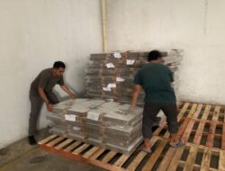 KPU Sulsel Mengungkapkan Penyaluran Logistik ke Daerah Mencapai 99 Persen