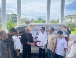 Menerima 25 Ambulans Bantuan dari Prabowo, Wali Nangroe Aceh: Terima Kasih yang Besar