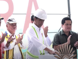 Jokowi Rem Investasi Asing di IKN Nusantara, Ada Apa? 

Jokowi Membatasi Investasi Asing di IKN Nusantara, Ada Apa?