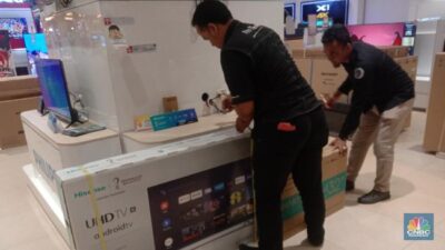 Transmart Memberikan Diskon Rp 6 Juta untuk Pembelian TV 85 Inci