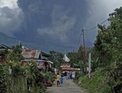 BMKG Ingatkan Bahaya Debu Vulkanik dari 5 Gunung Berapi Ini