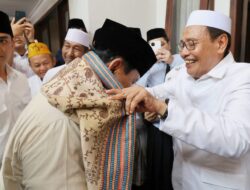 Pimpinan Ponpes Buntet Cirebon Memberikan Dukungan untuk Prabowo-Gibran pada Pemilihan Presiden 2024