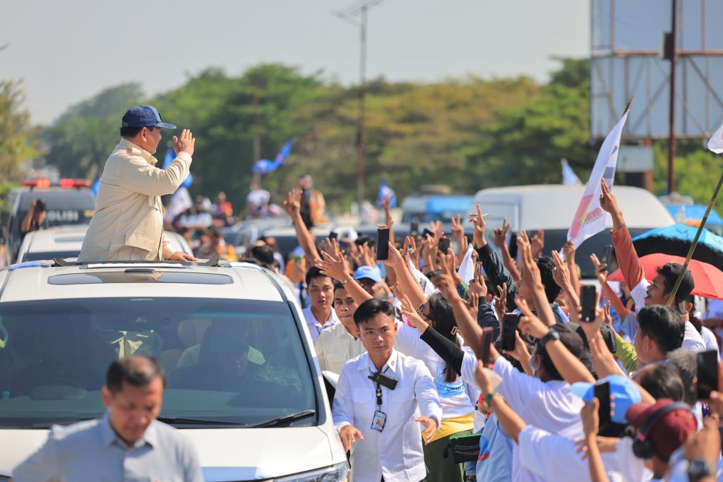 Bertemu dengan Masyarakat, Prabowo Merasa Tidak Capek Lagi