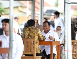 Jokowi dan Prabowo Mampir Makan Bakso, Berdoa Untuk Kesuksesan Usaha Kuliner Sholeh