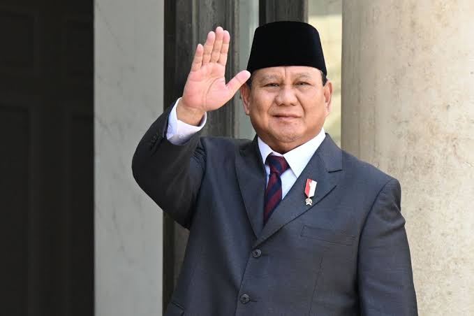 Pak Prabowo Menerima Anugerah Pangkat Kehormatan Jenderal TNI (HOR) Hari Ini Dari Presiden Jokowi