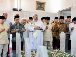 Prabowo Subianto Ungkap Ikatan Keluarga Dalam Ziarah ke Makam Habib Ali Kwitang