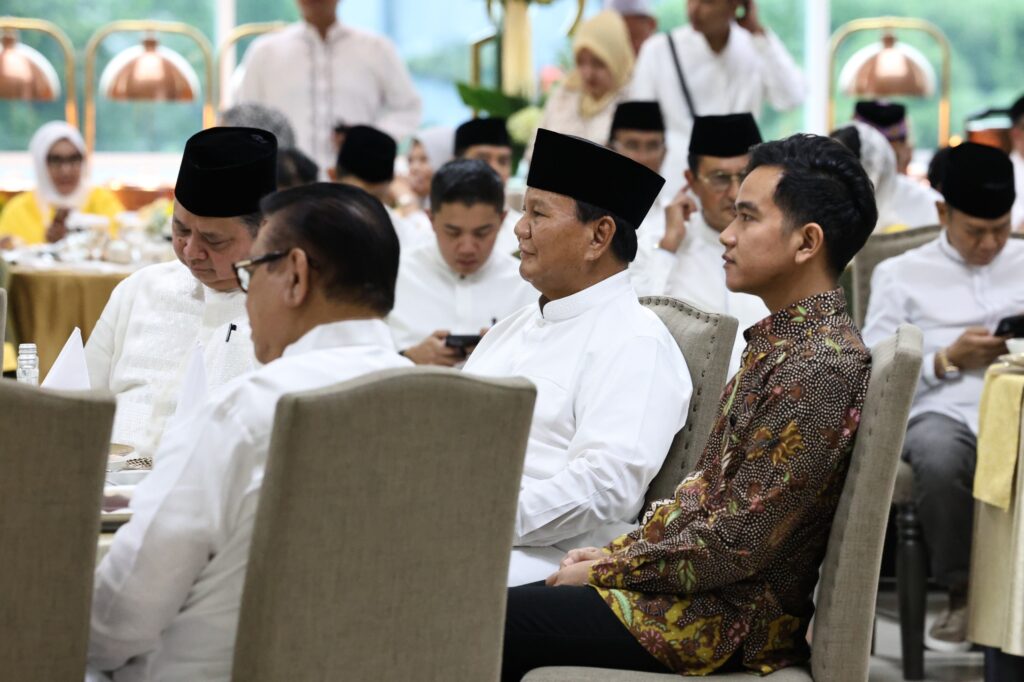 Prabowo Ikut Bukber Partai Golkar bersama Gibran, Menegaskan Menghormati Proses dan Menunggu Putusan MK