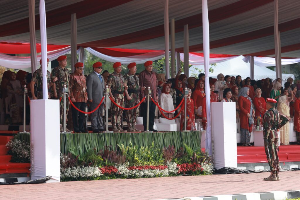 Prabowo Menghadiri Perayaan HUT ke-72 Kopassus, Diterima dengan Tepuk Tangan Meriah