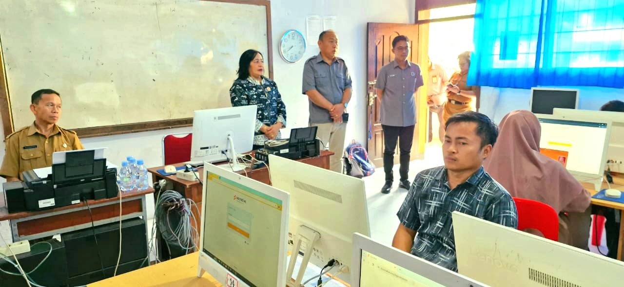 Bawaslu Sulsel Monitor Langsung Test Tertulis Calon Panwascam di Tana Toraja