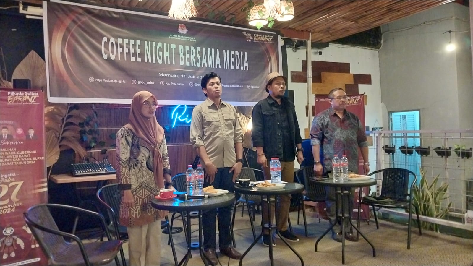 Gelar Coffe Night Bersama Media, Ketua KPU Sulbar Perkenalkan Tagline dan Maskot Pilkada 2024