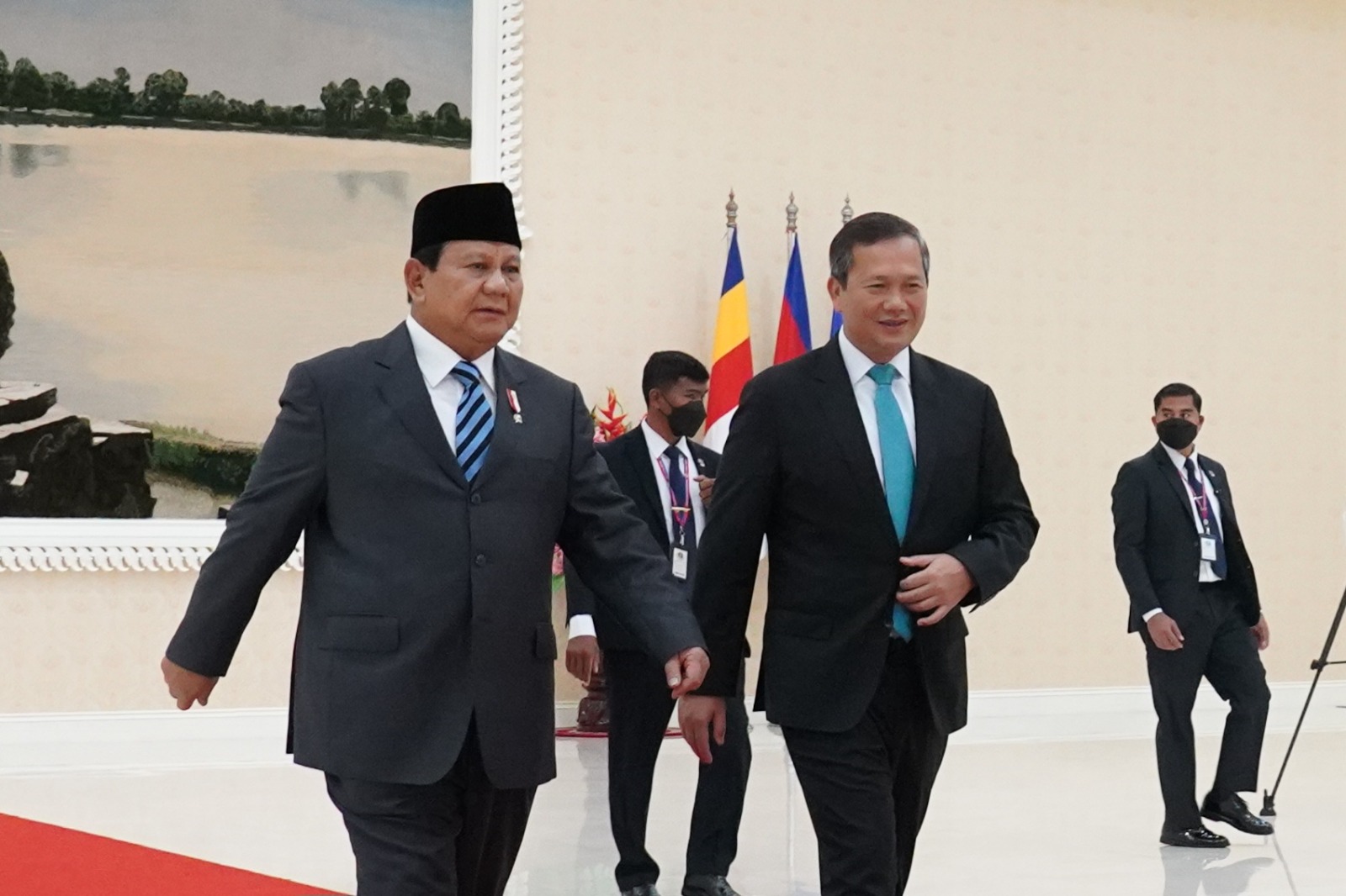 Prabowo Subianto Meets Cambodian PM and Senate President, Strengthens Collaboration for ASEAN Development