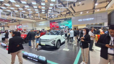 Chery TIGGO Cross CSH Hybrid & Sport 1.5T Resmi Meluncur di GIIAS 2025