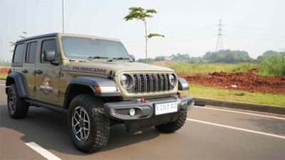 Uji Ketangguhan Medan Off-Road dengan Jeep Wrangler Rubicon Bersama SDI