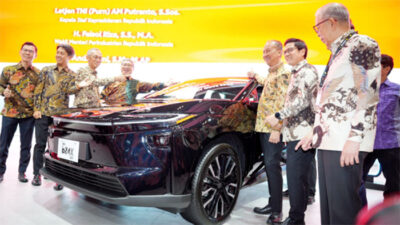 Menperin Agus Gumiwang Dukung Lokalisasi Toyota New bZ4X di GIIAS 2025