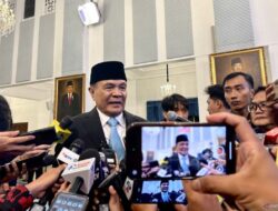 Profil Djamari Chaniago: Jejak Karir Menko Polkam Baru